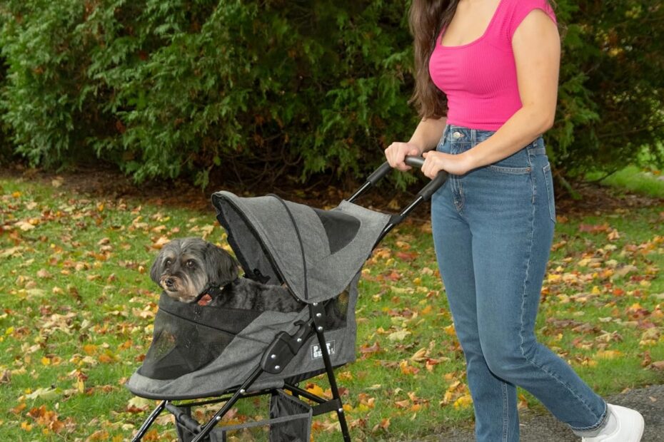 Explore the Great Outdoors with the Pet Gear Happy Trails Lite Pet Stroller!