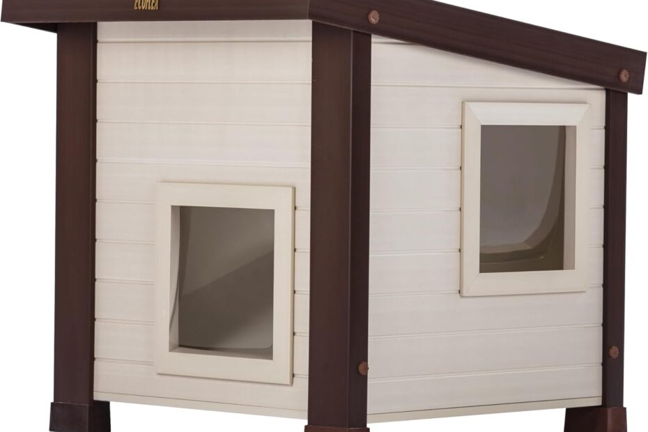 Ultimate Comfort: Review of the New Age Pet ECOFLEX Albany Outdoor Cat House