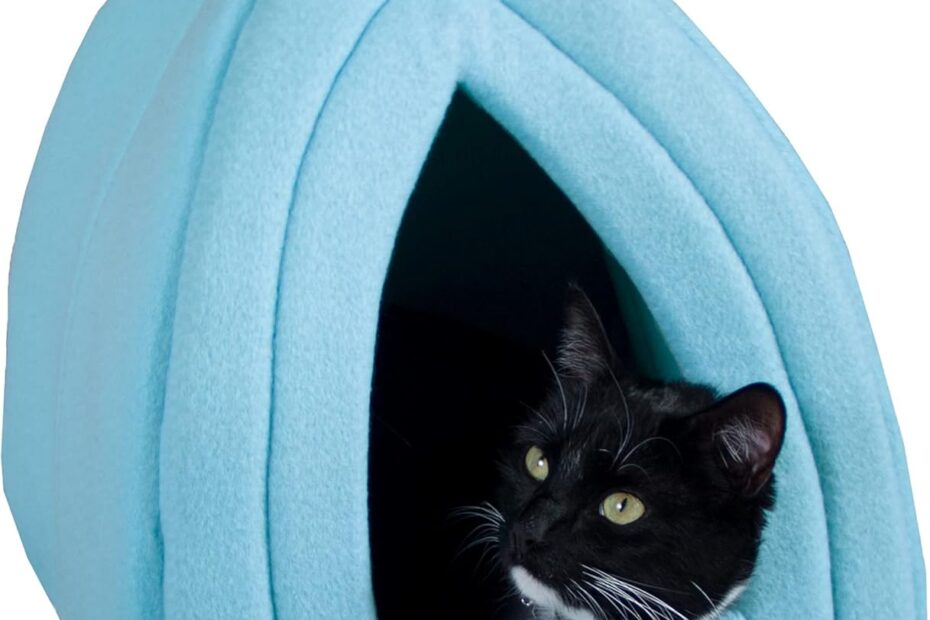 Cozy Retreat: Review of the PETMAKER Cat House for Small Pets