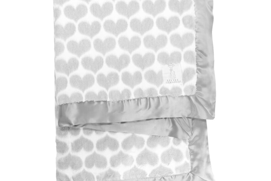 Snuggle Up: Little Giraffe Luxe Baby Blanket Review - Perfect for Newborns!