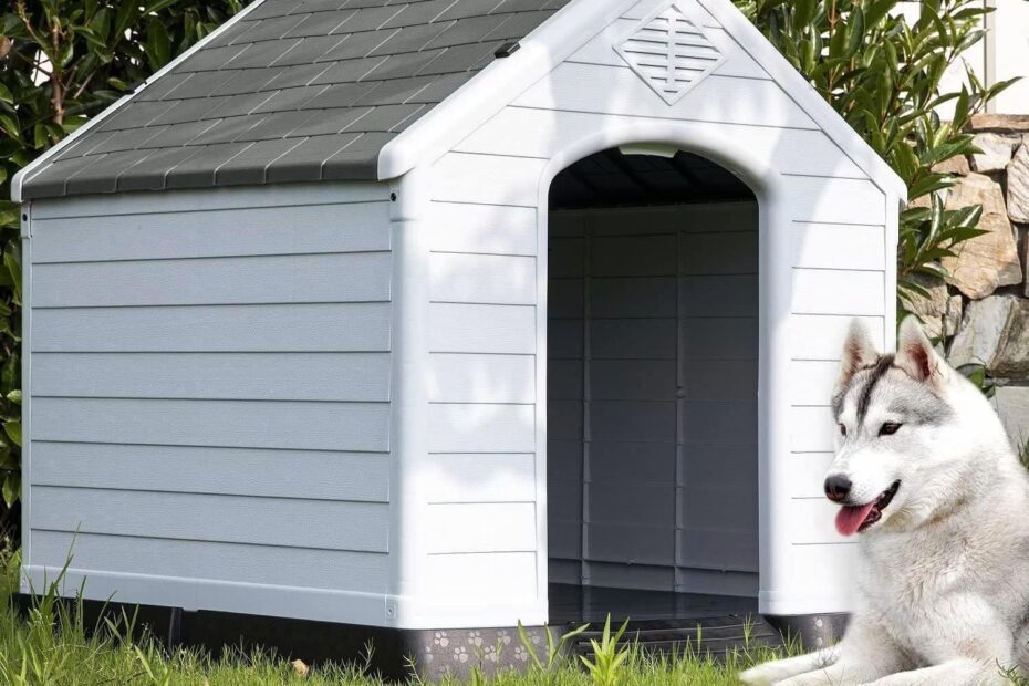 Stay Cozy: The Perfect Weather-Resistant Dog House for Your Furry Friend!