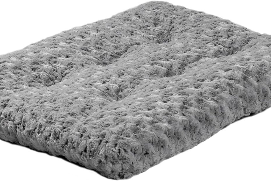 The Ultimate Comfort: MidWest Homes Plush Pet Bed Review