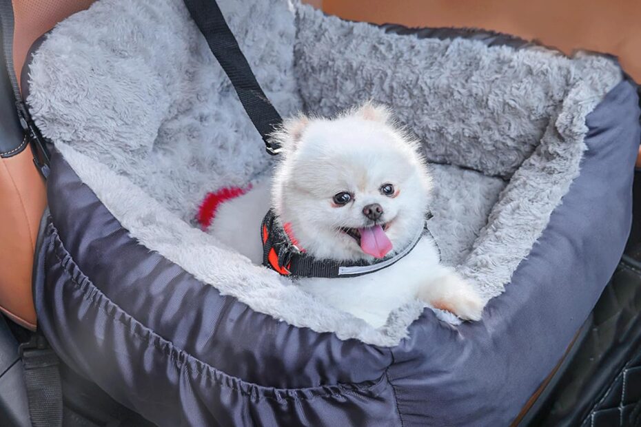 Travel in Style: The Ultimate Dog Car Seat for Small Pets Under 25 lbs!