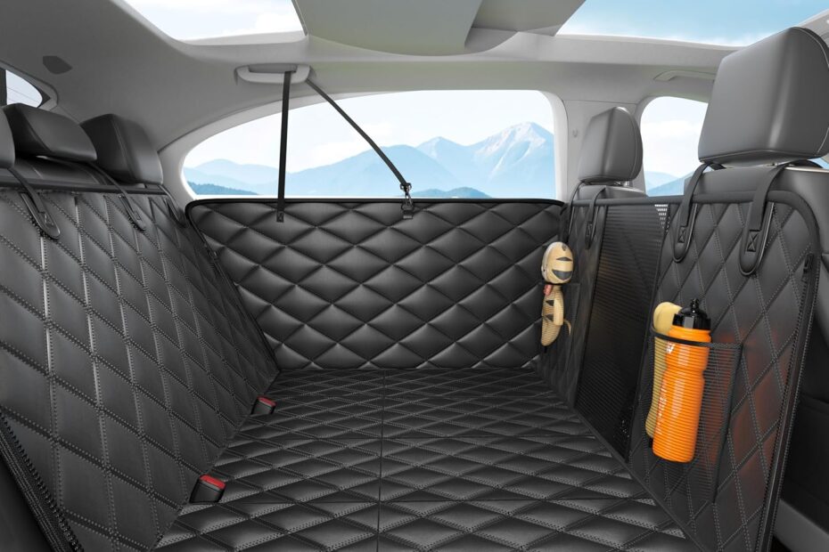 Ultimate Dog Car Seat Cover: Waterproof, Scratch Resistant, and Travel-Ready!