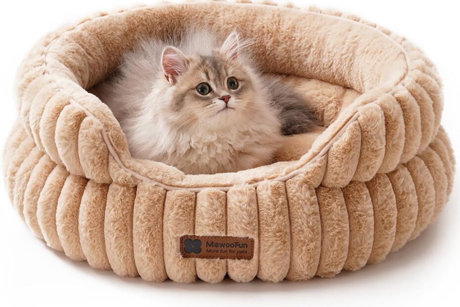 Cozy Comfort: A Review of MEWOOFUN's Washable Round Cat and Dog Bed