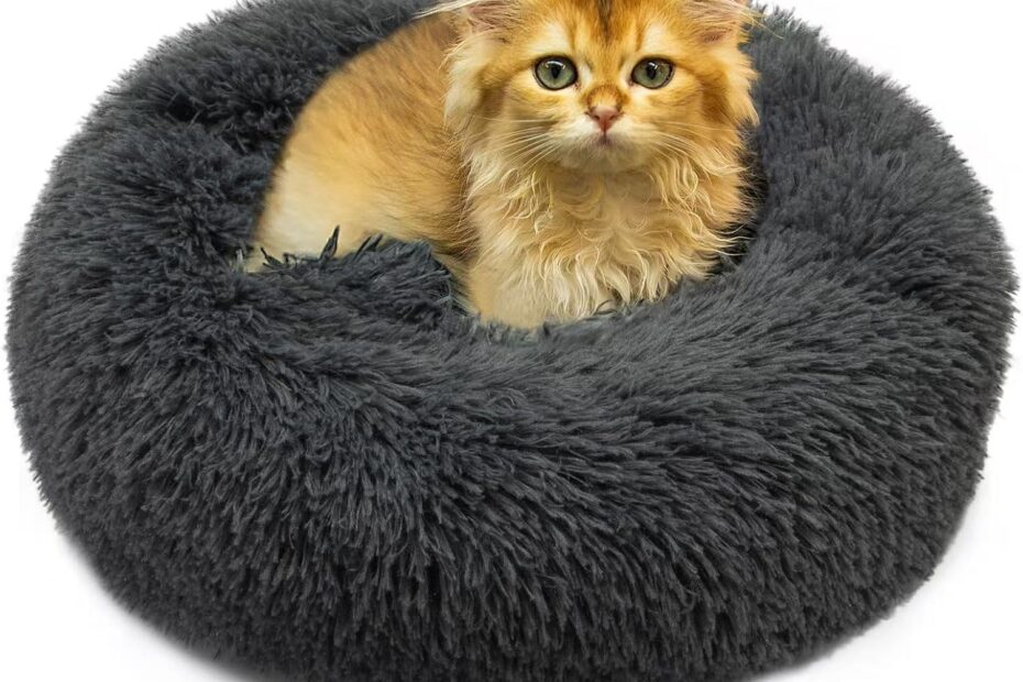 Ultimate Comfort: Fluffy Round Dog Bed Review for Small Pets
