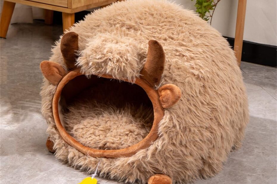 Cozy Cuddle: Review of the LYFJMUS Chocolate Cookie Cat Bed - The Perfect Hideaway for Your Feline!