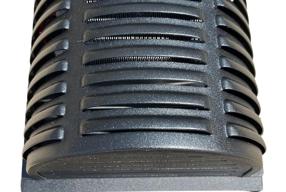 Keep Your Pup Cozy: Review of the Dog House Furnace Deluxe 400w!