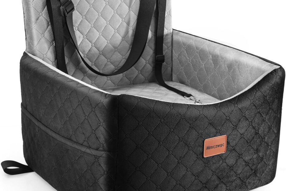 Ultimate Comfort: Review of the Dog Car Seat for Your Small Companion!