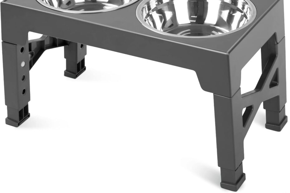 Elevate Mealtime: A Review of Niubya Adjustable Dog Bowls for All Sizes