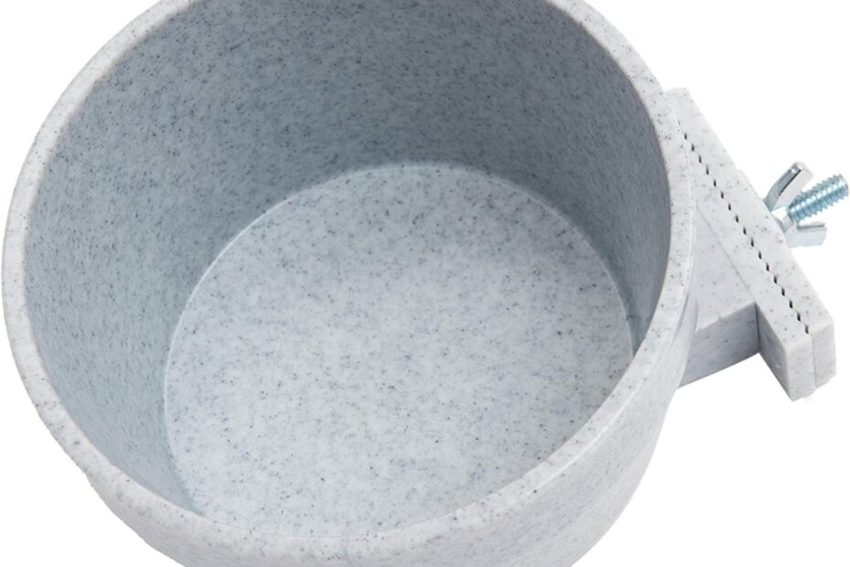 Stay Hydrated: Review of the Lixit Non-Spill Kennel Cage Water Bowl for Dogs