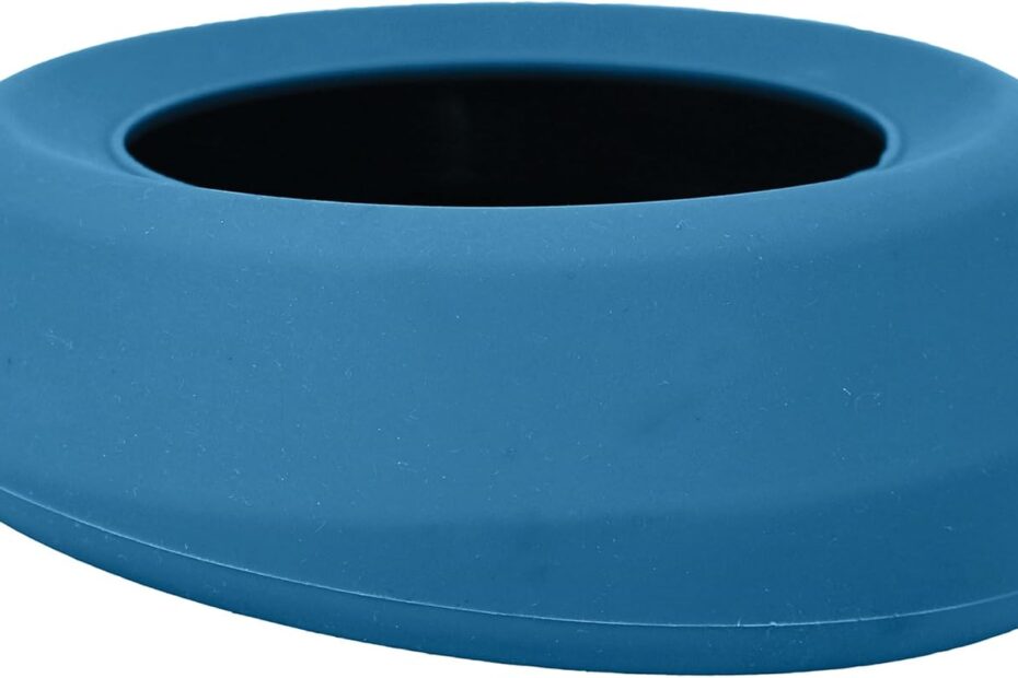 Stay Mess-Free on the Go: Review of the Kurgo Splash Free Wander Water Bowl for Dogs