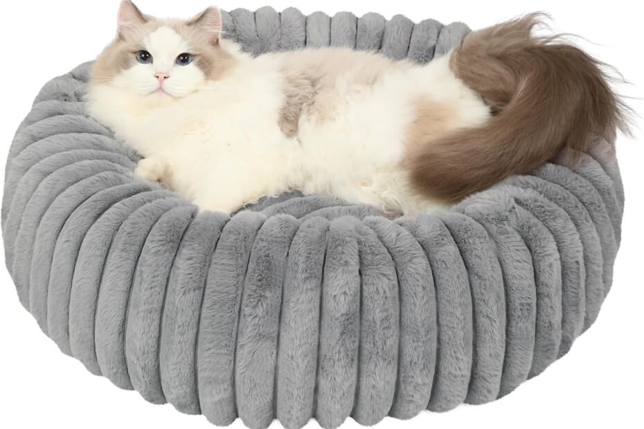 Cozy Comfort: The Ultimate Anti-Anxiety Round Donut Bed for Small Pets!