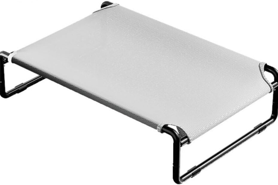 Stay Comfortable Anywhere: Review of the Summer Off-The-Ground Dog Camp Bed